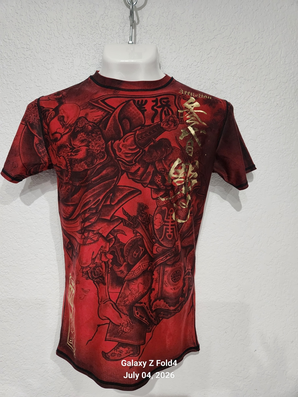 VTG Y2K Affliction Red Black Gold Oriental Graphic Short Sleeve Tee Collab